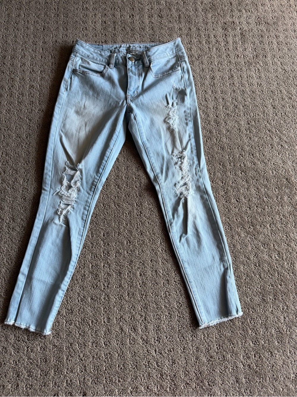 American Eagle Light Blue Ripped Cropped Skinny Jeans